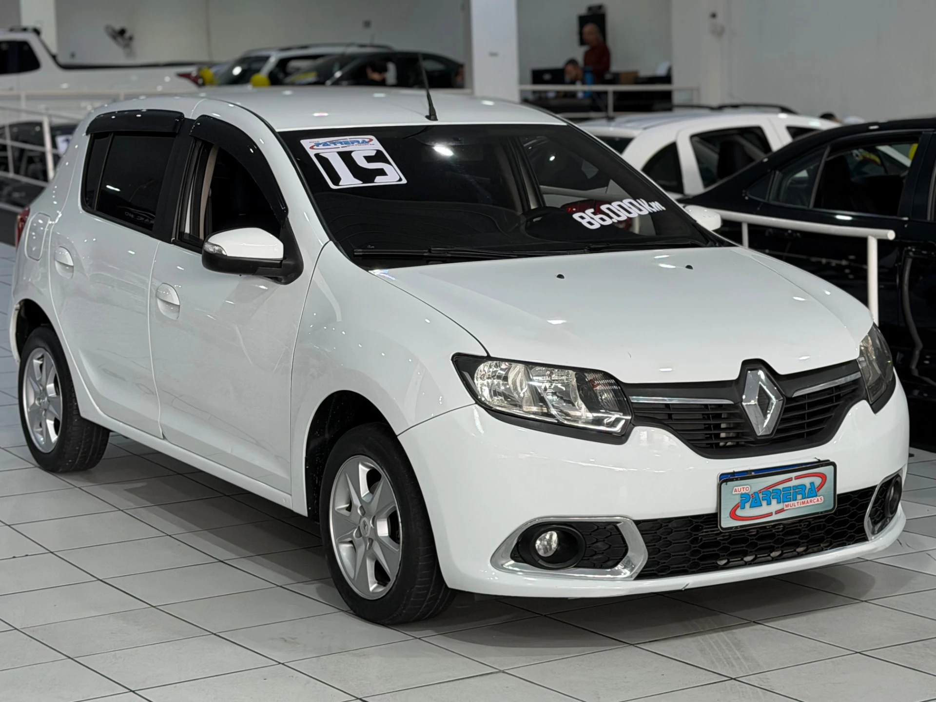 RENAULT SANDERO
