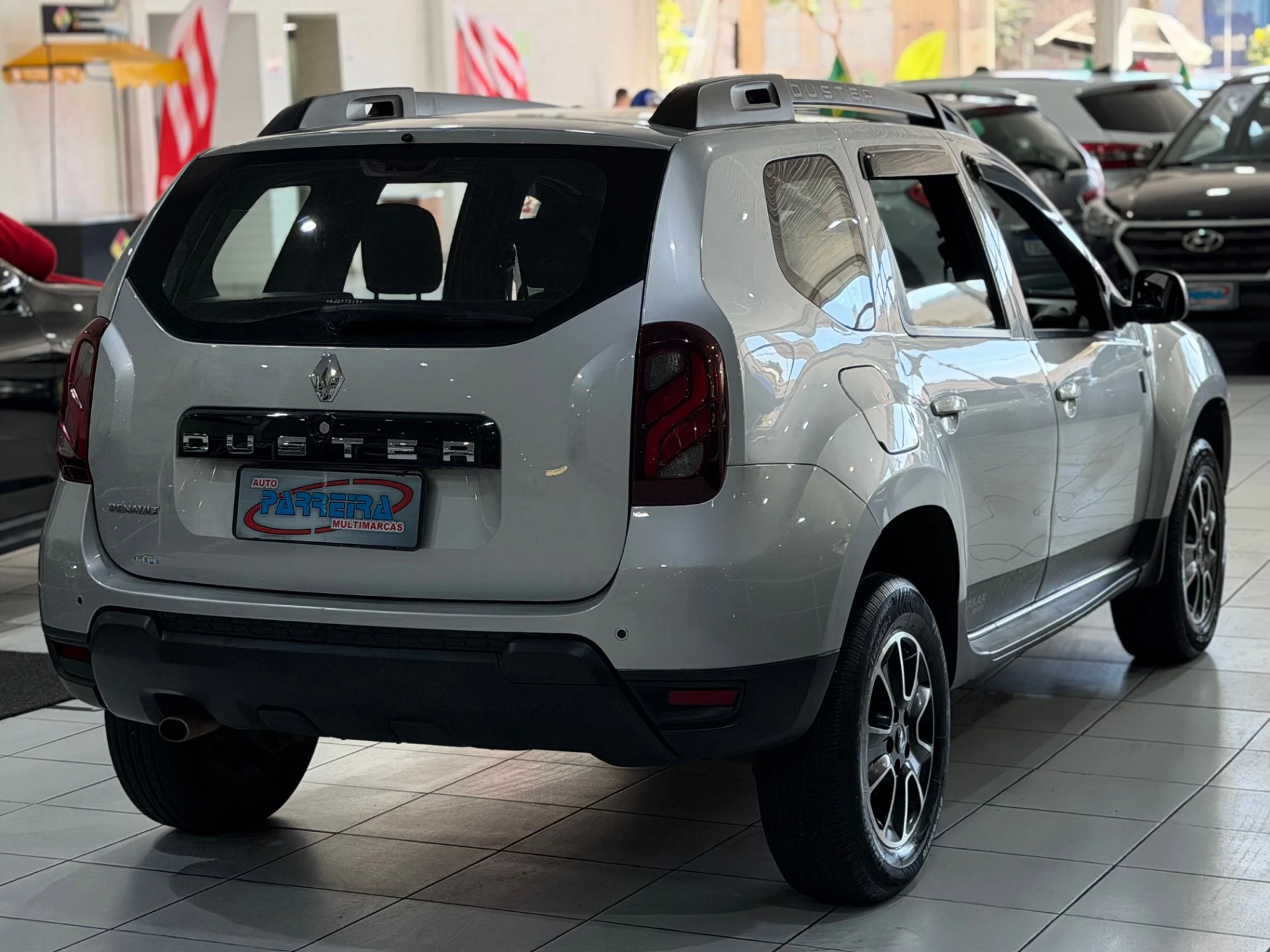 RENAULT DUSTER