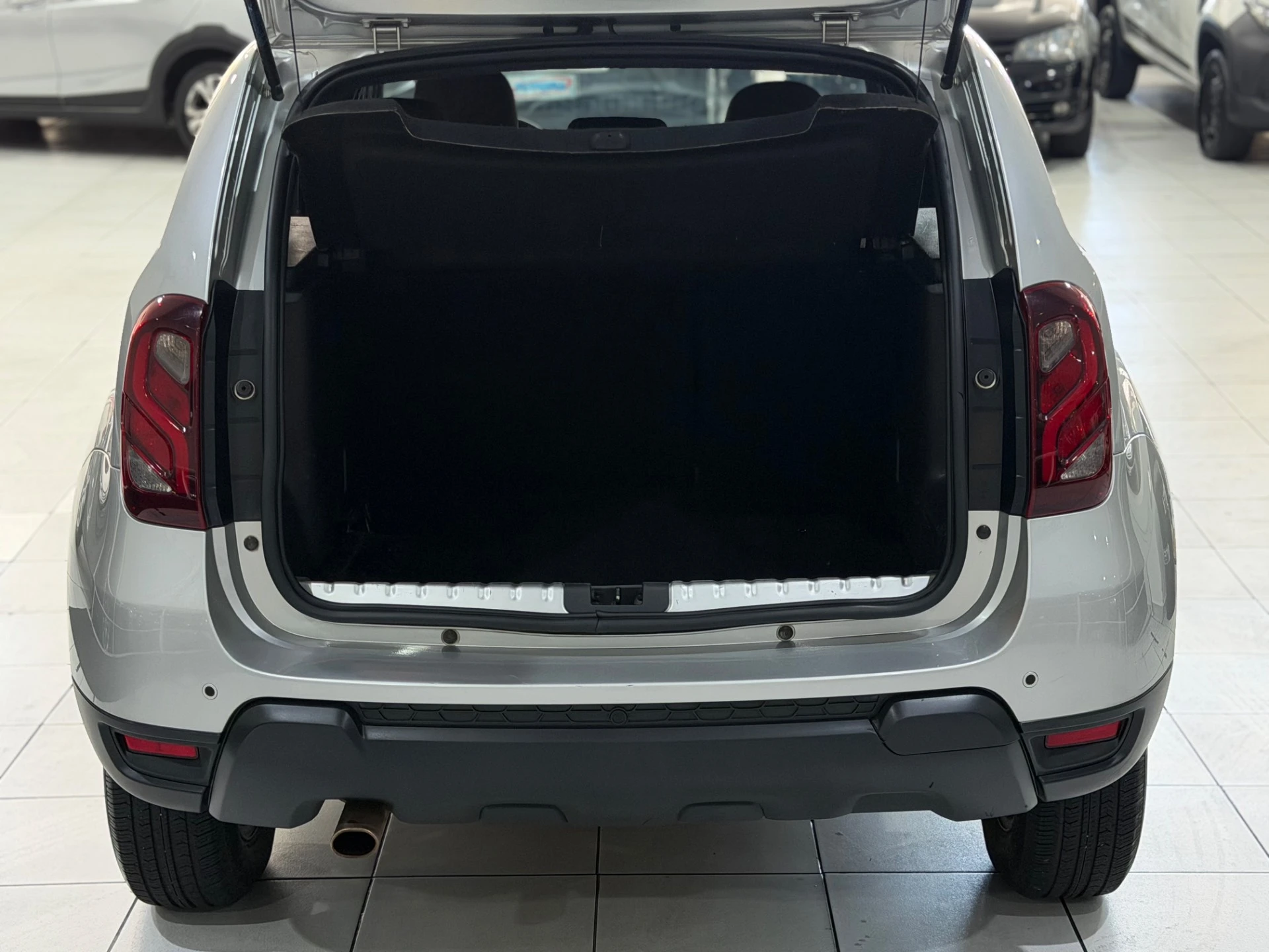 RENAULT DUSTER