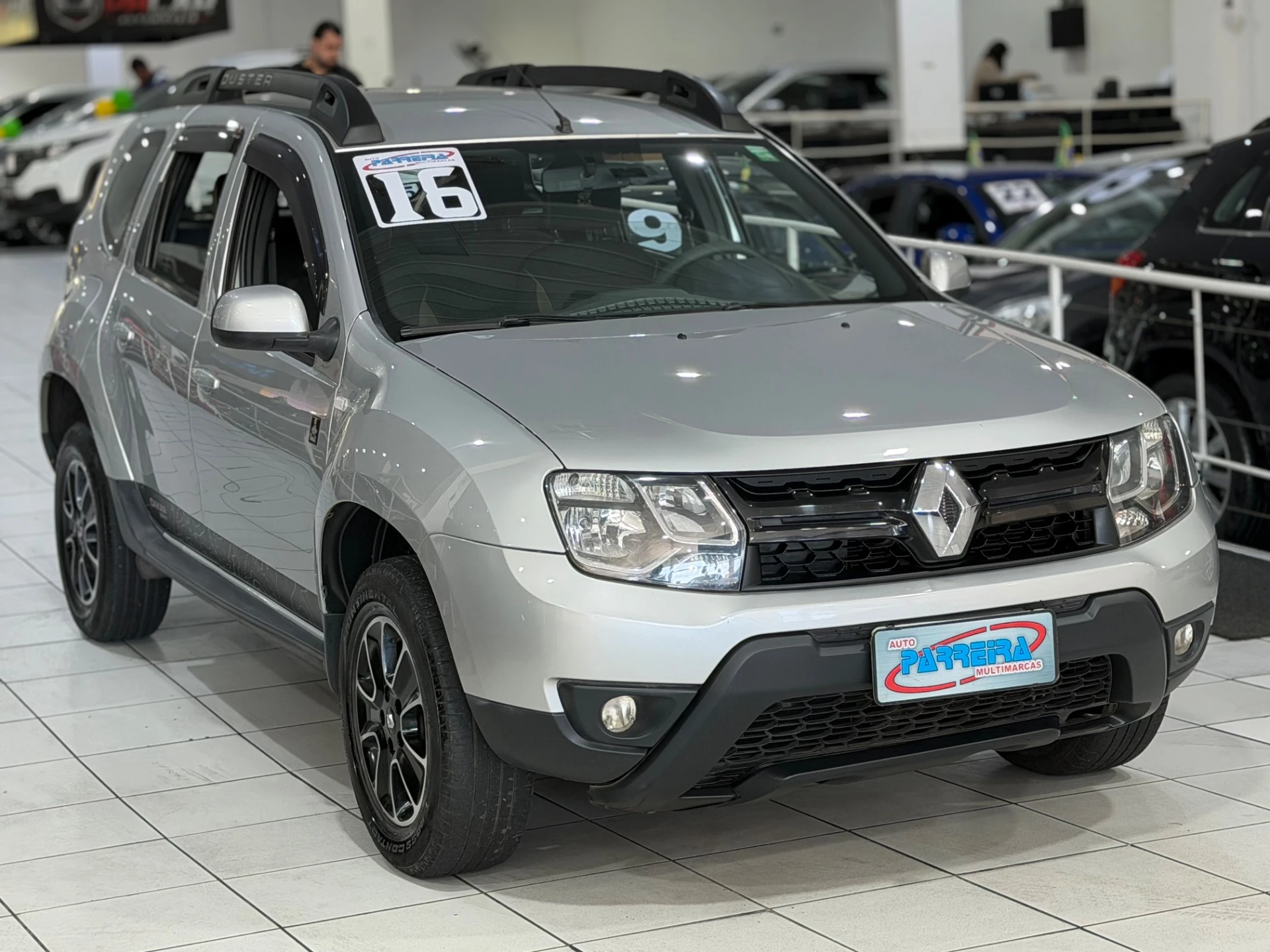RENAULT DUSTER