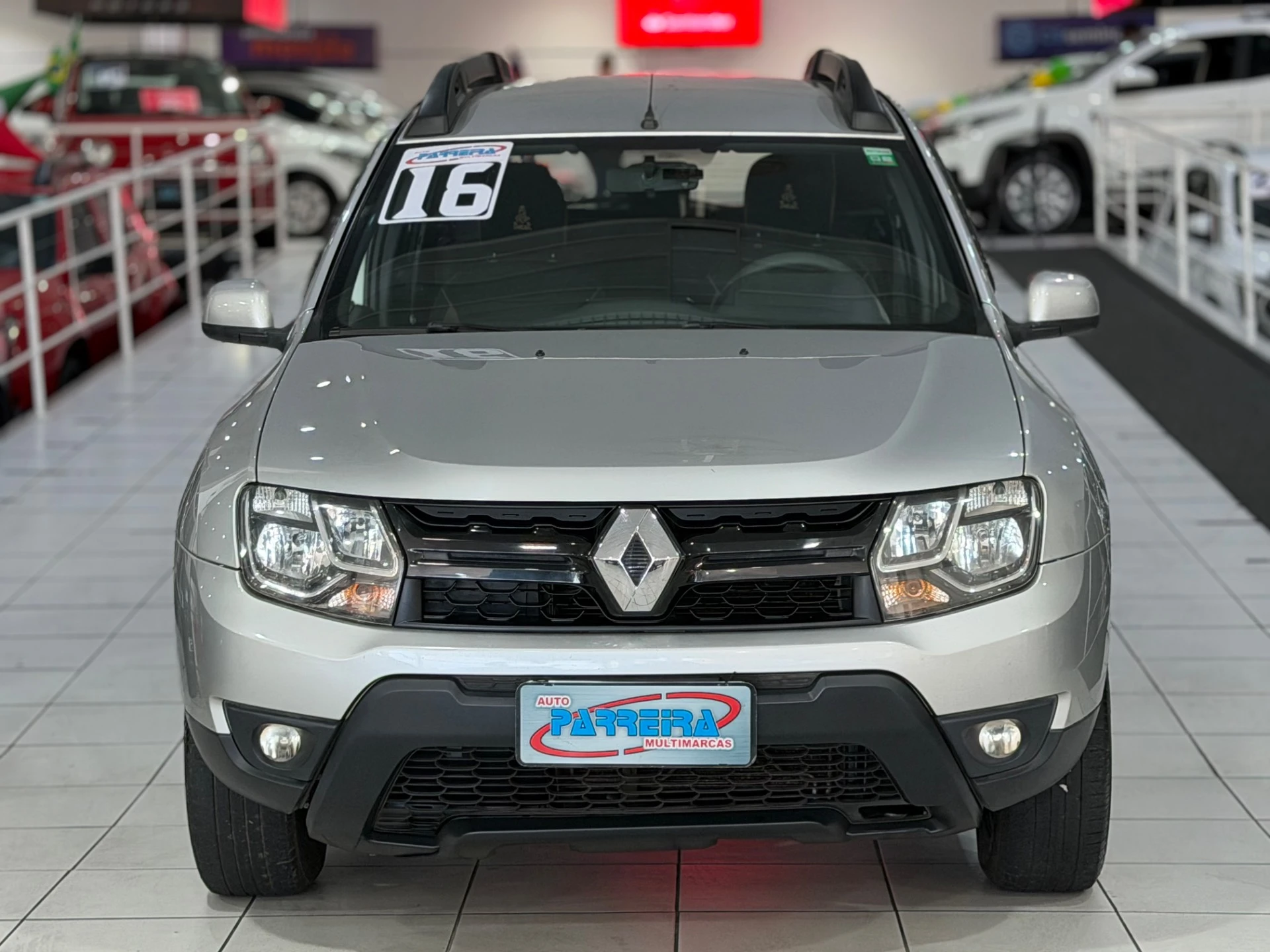 RENAULT DUSTER