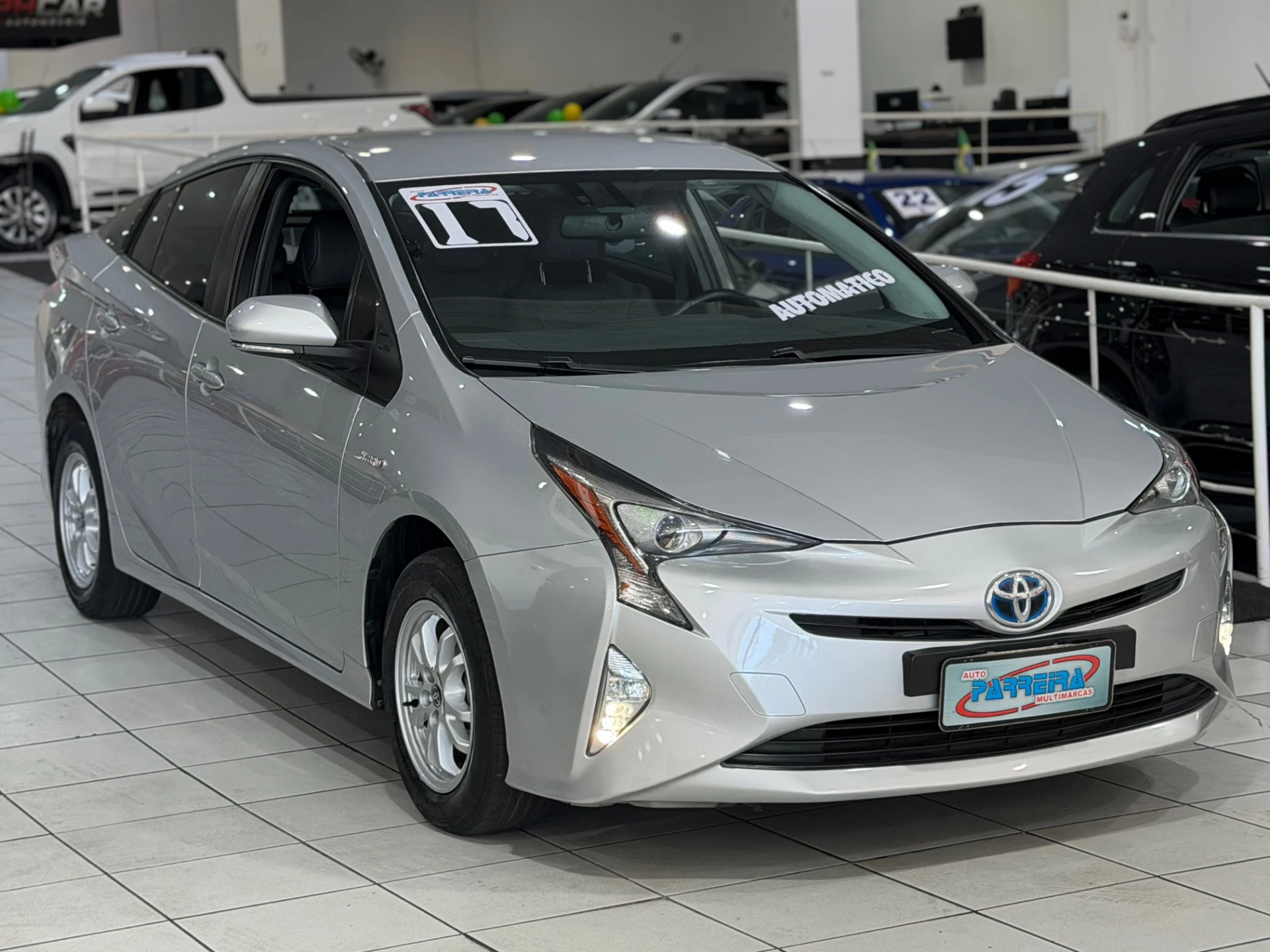 TOYOTA PRIUS