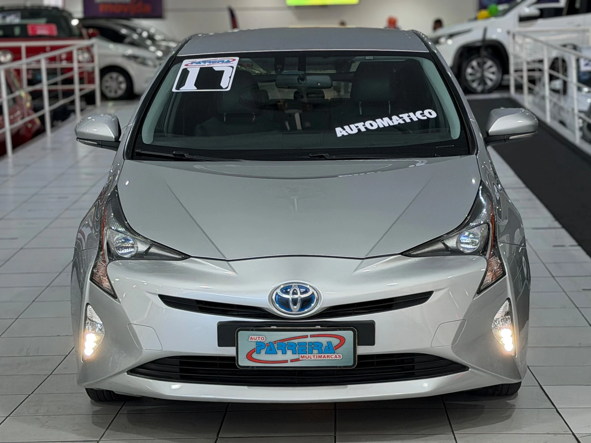 TOYOTA PRIUS