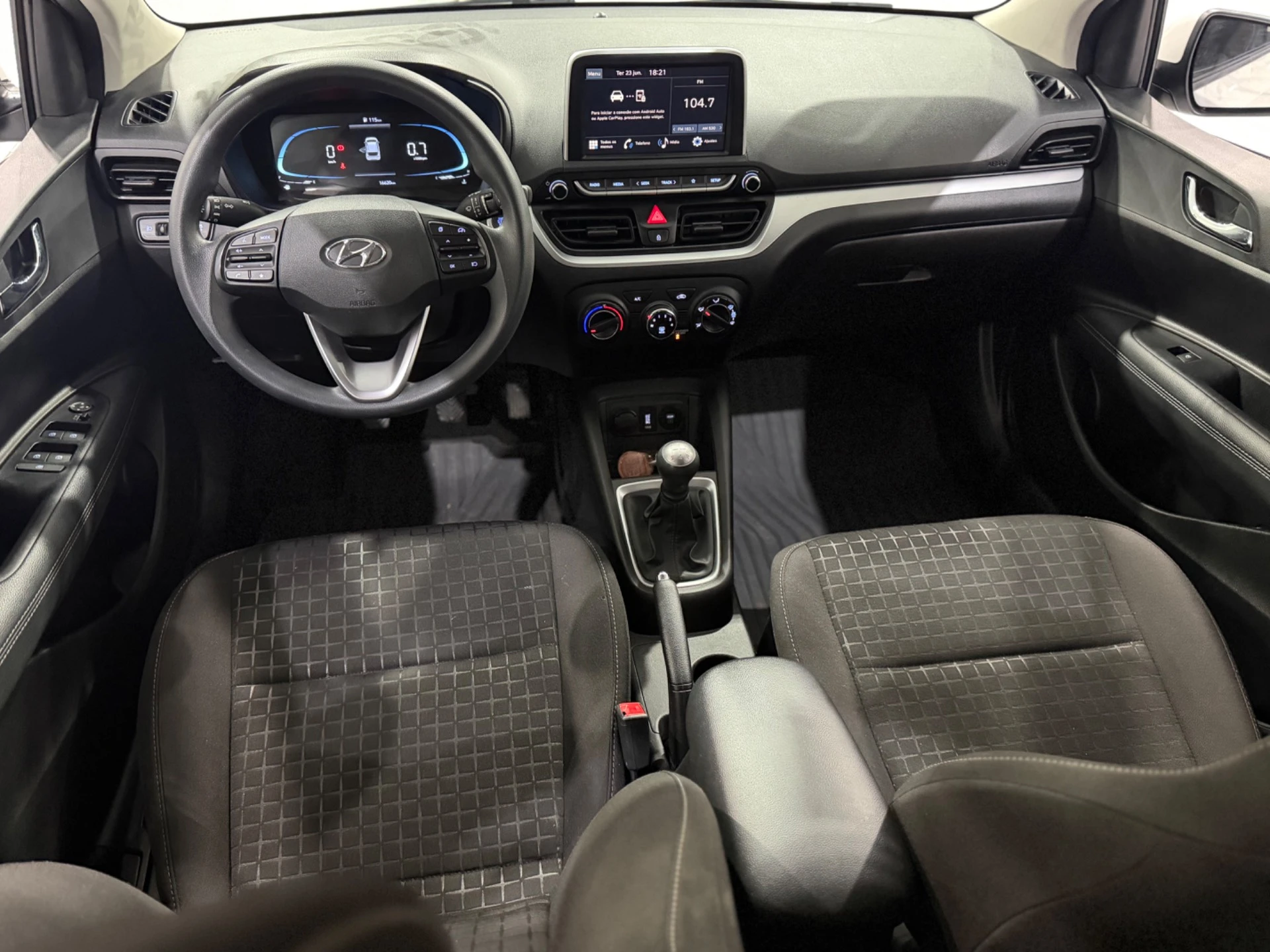 HYUNDAI HB20
