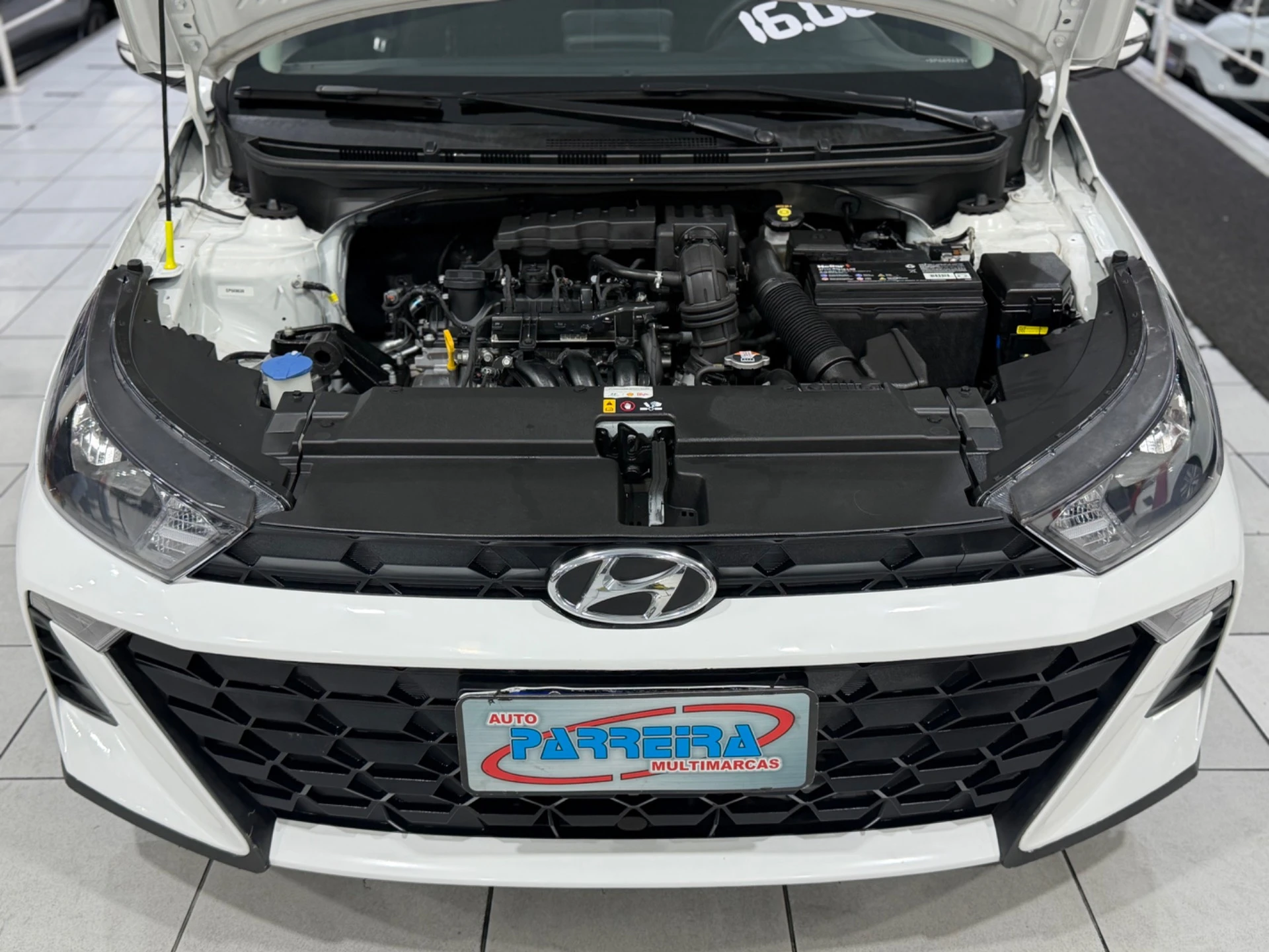 HYUNDAI HB20