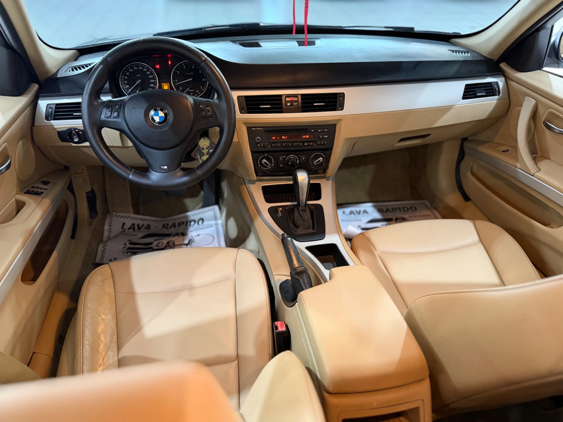BMW 318i