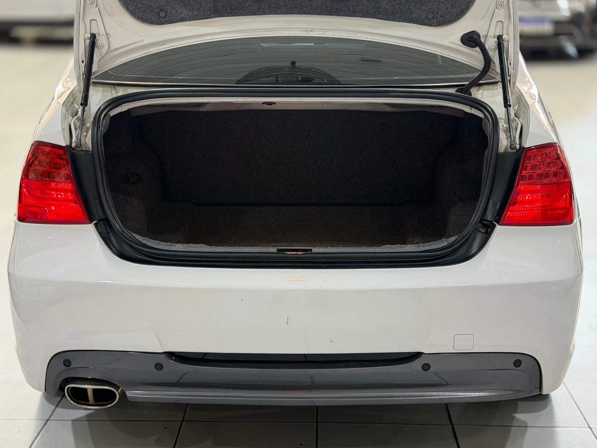 BMW 318i