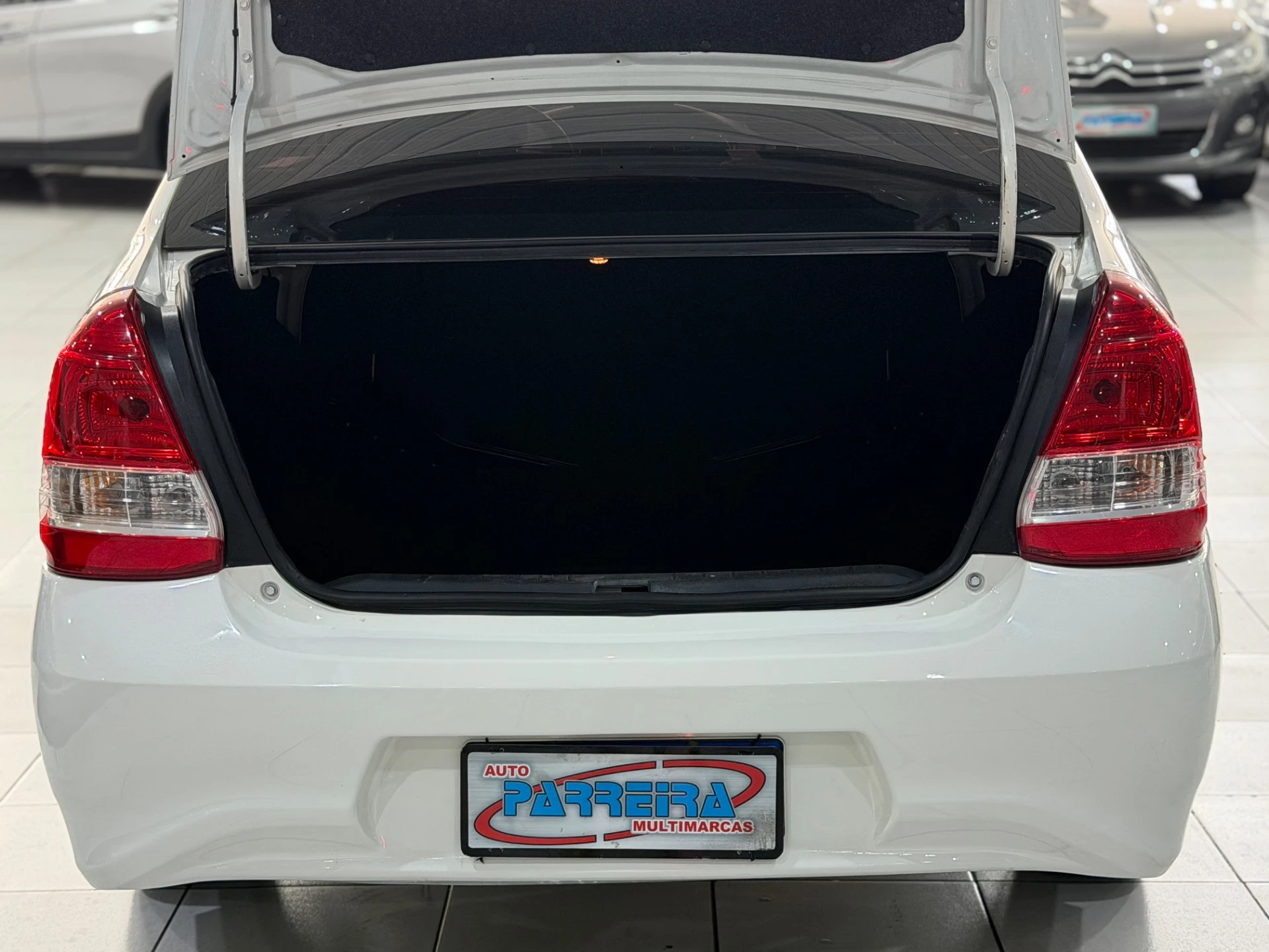 TOYOTA ETIOS
