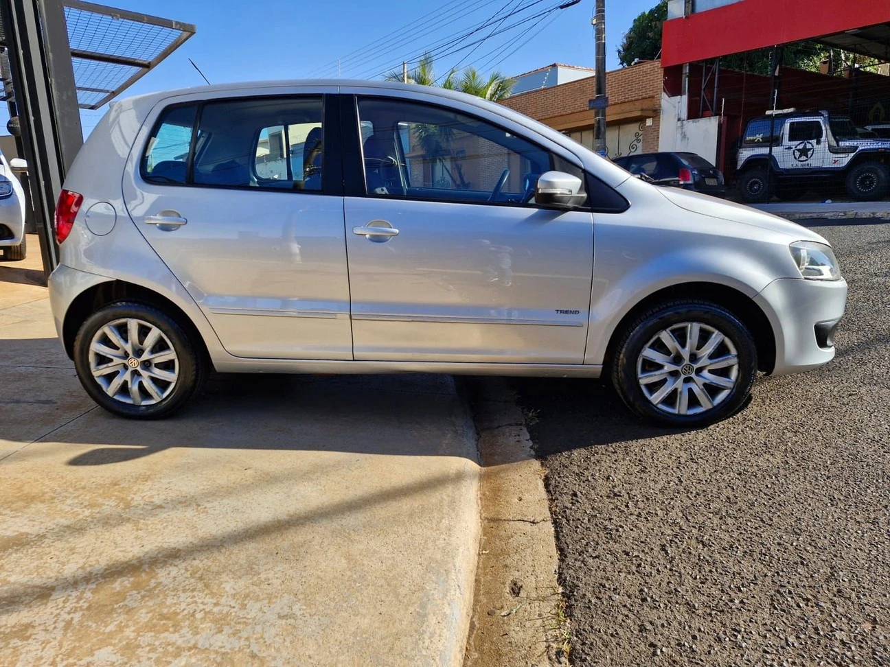VOLKSWAGEN FOX