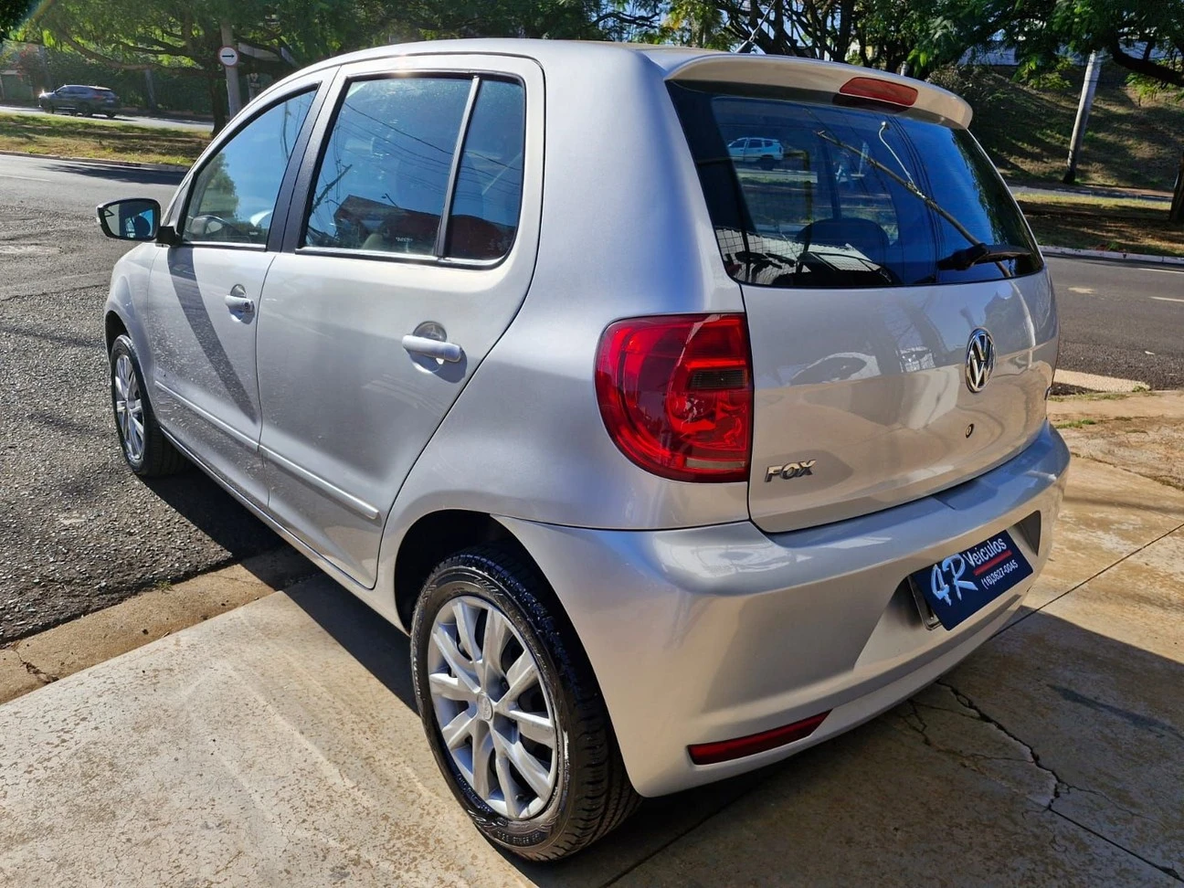 VOLKSWAGEN FOX