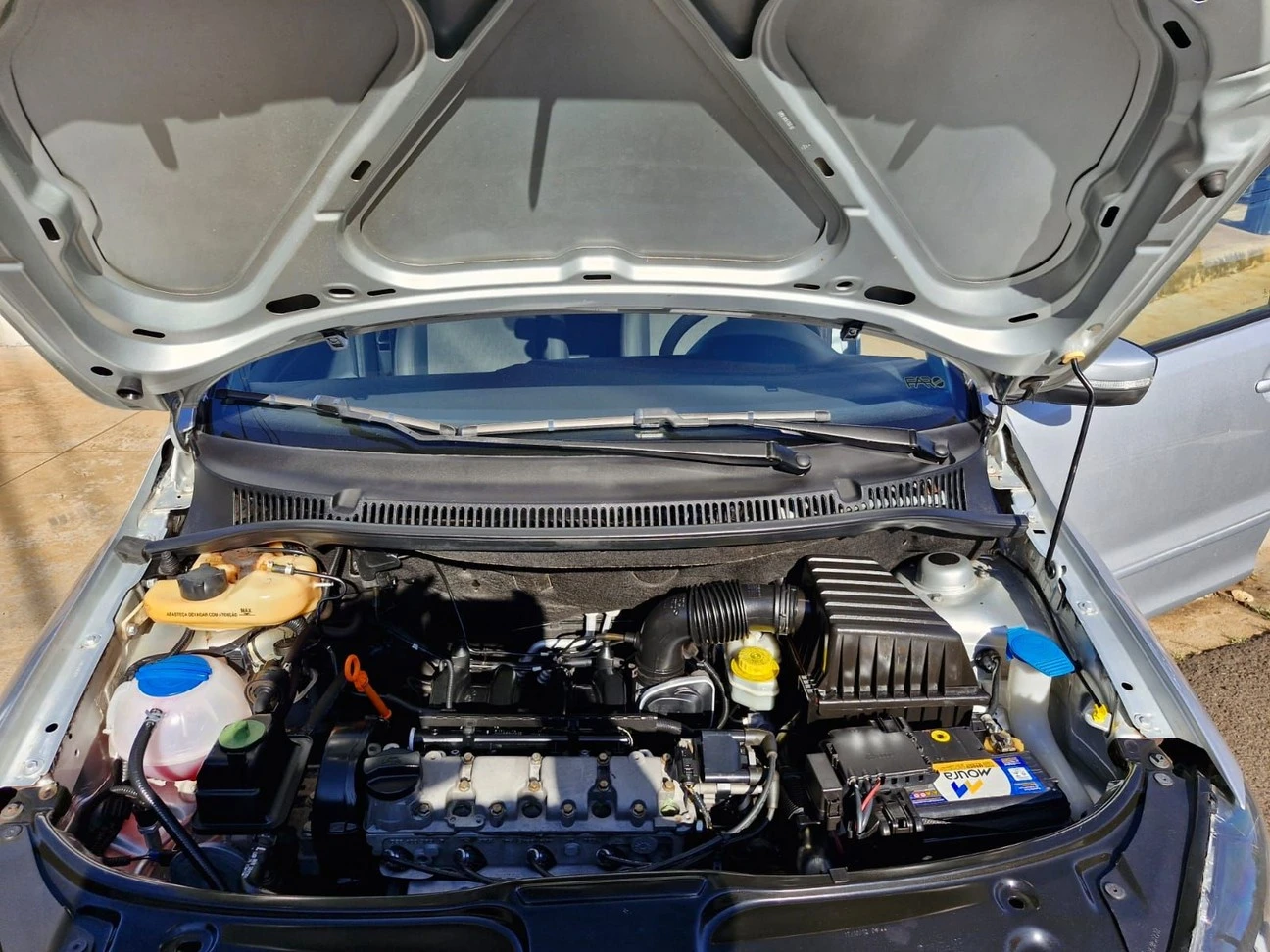 VOLKSWAGEN FOX