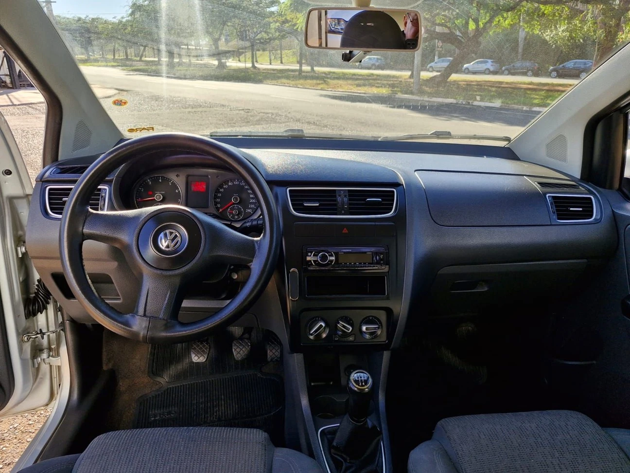VOLKSWAGEN FOX