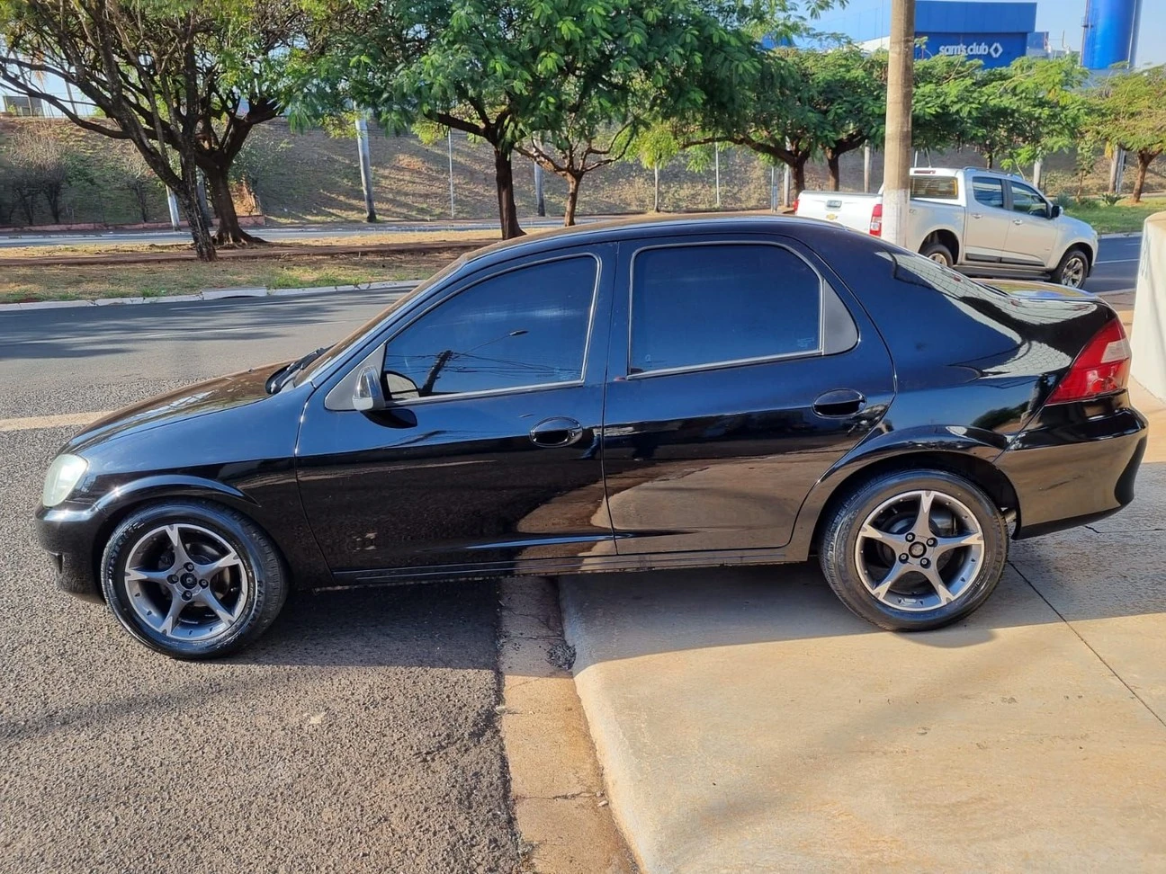 CHEVROLET PRISMA