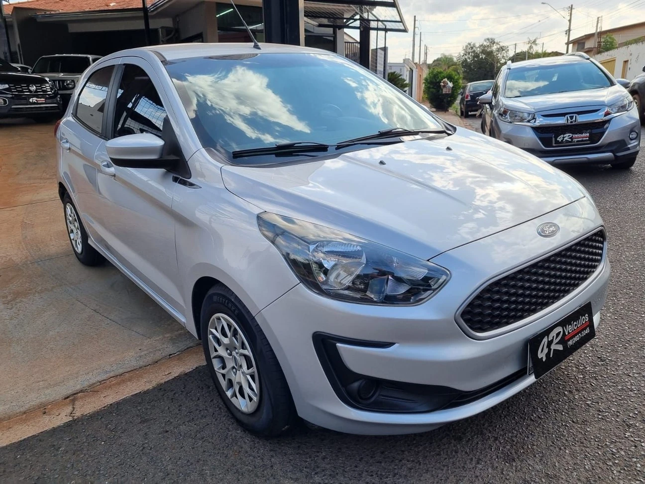 FORD KA