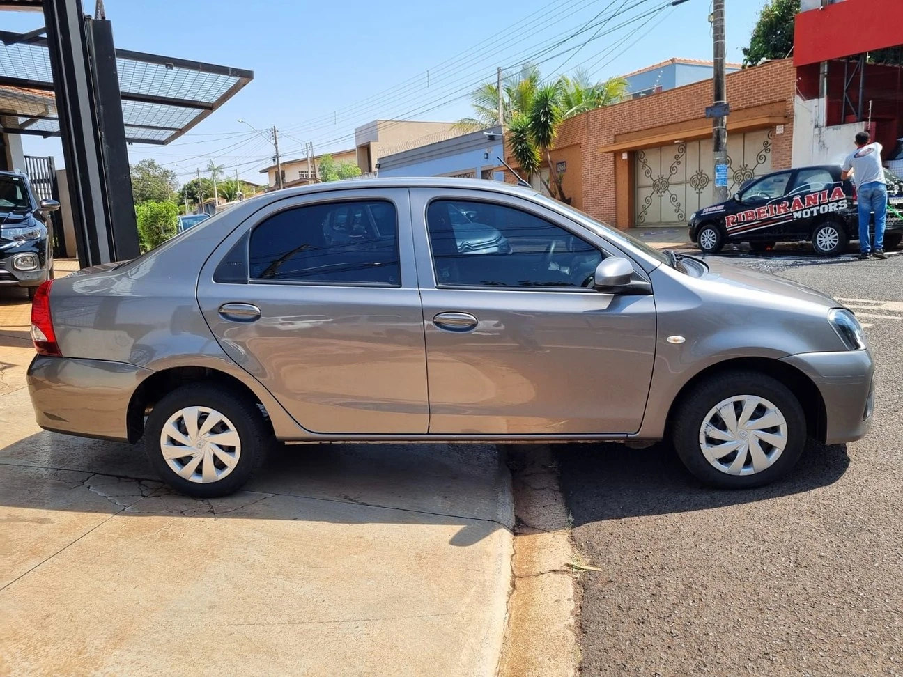 TOYOTA ETIOS