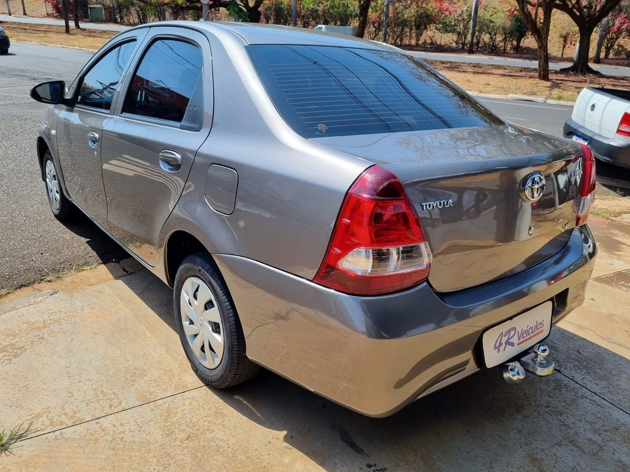 TOYOTA ETIOS
