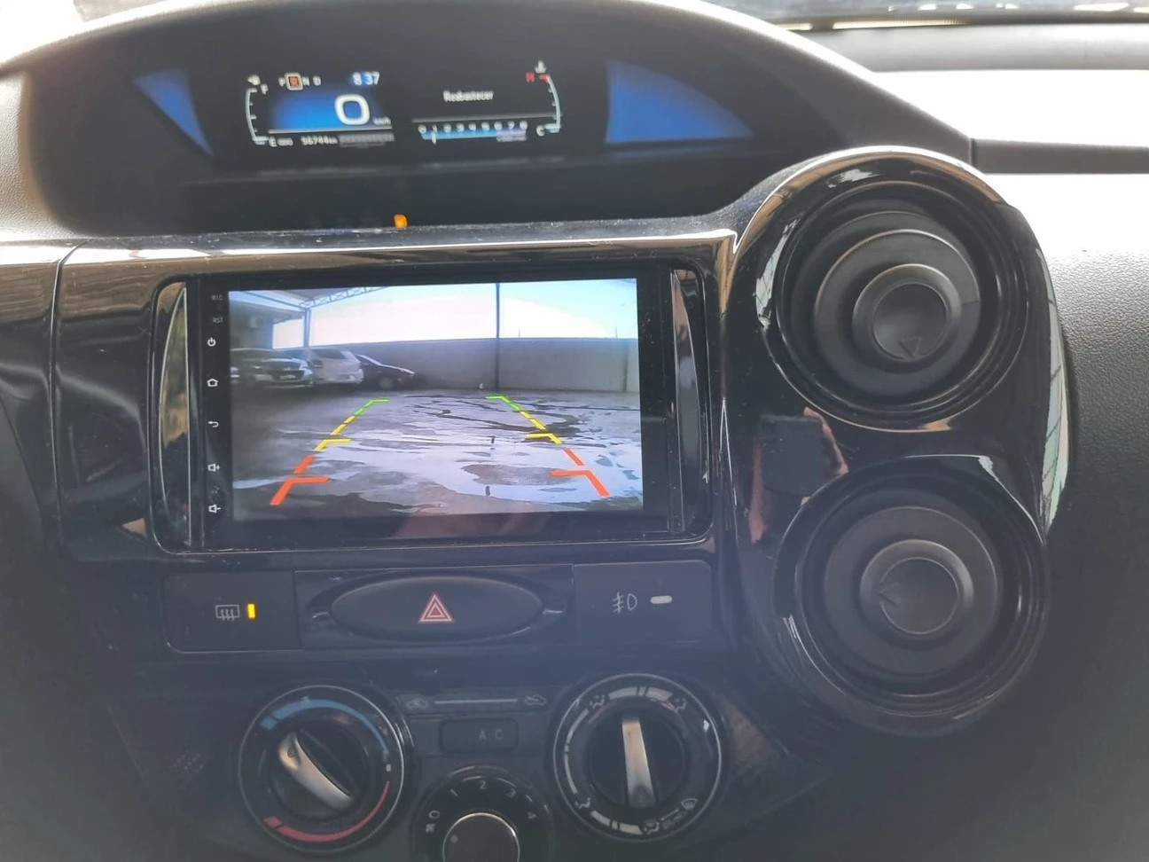 TOYOTA ETIOS