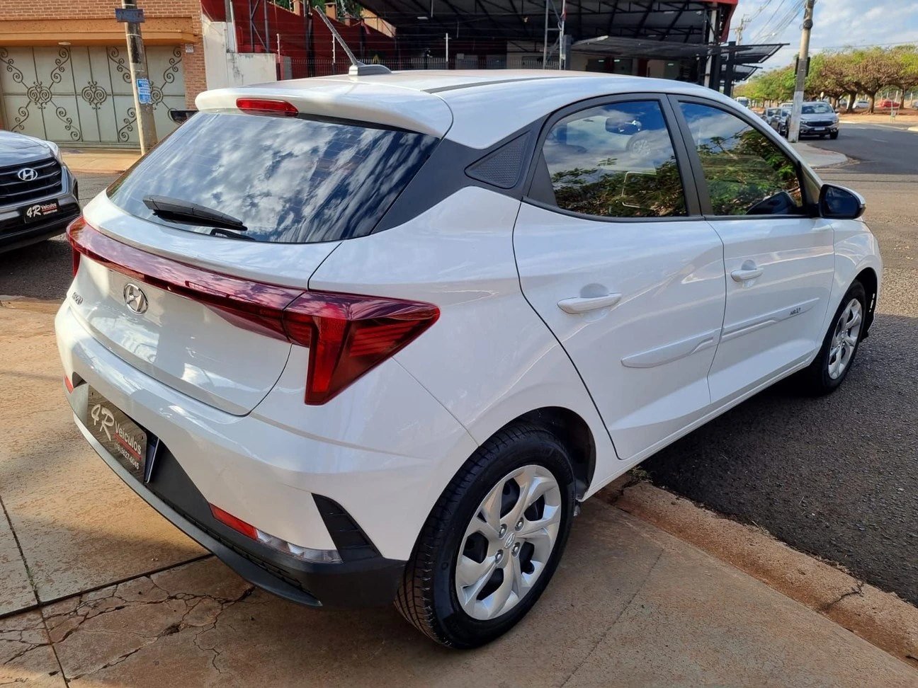 HYUNDAI HB20