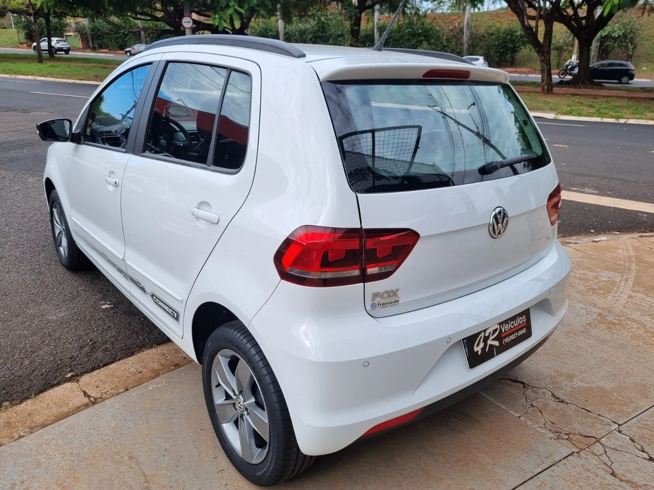 VOLKSWAGEN FOX
