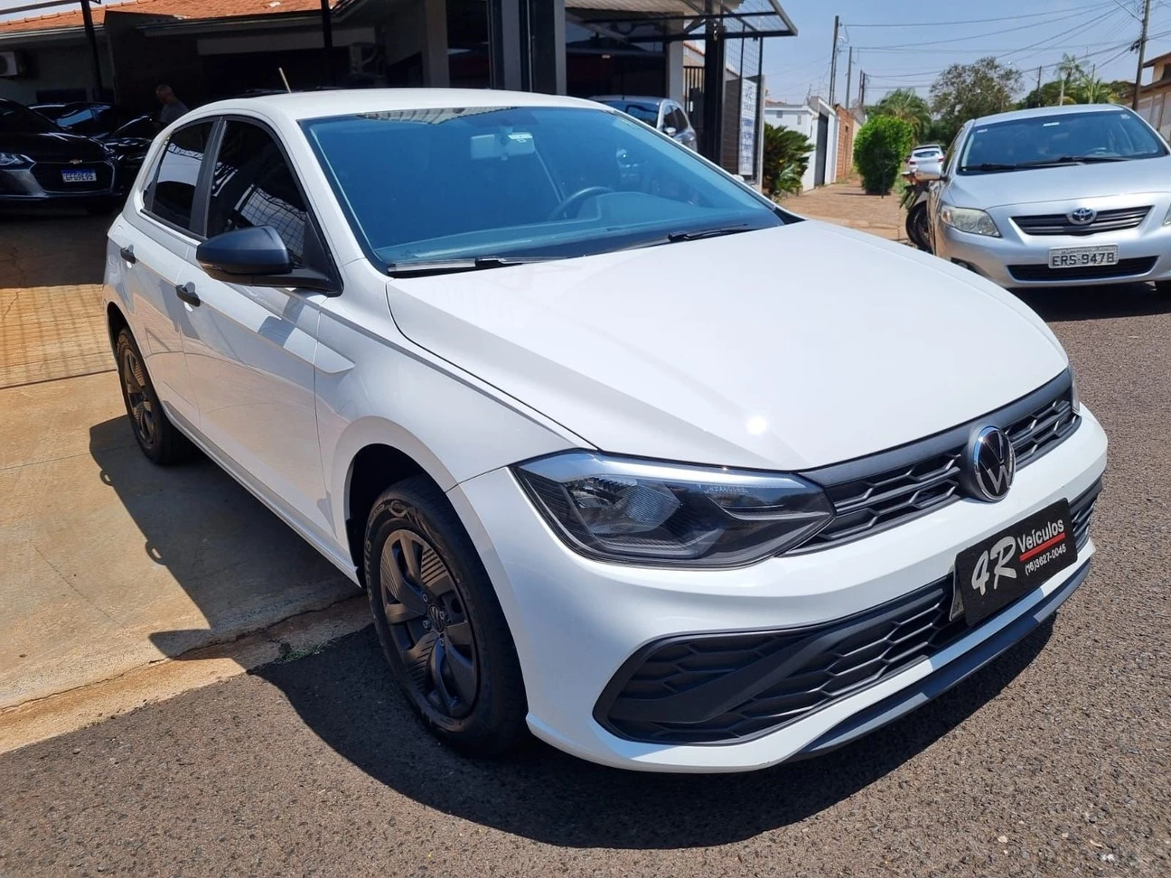 VOLKSWAGEN POLO