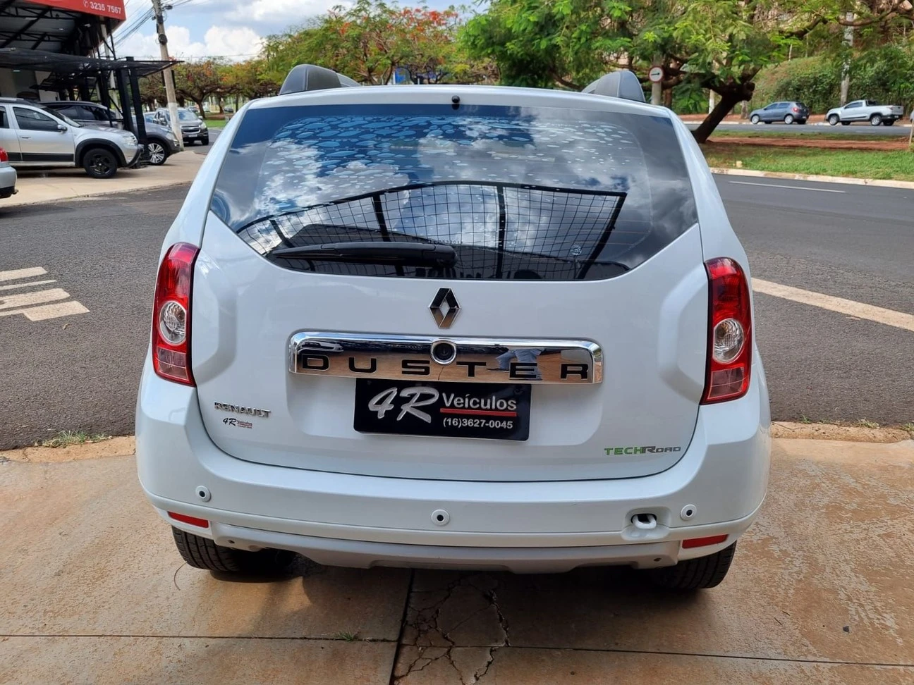 RENAULT DUSTER