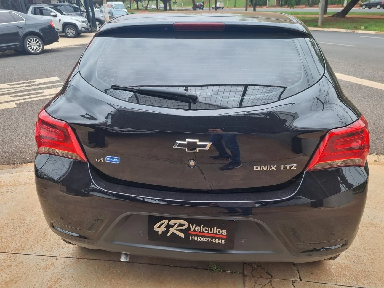 CHEVROLET ONIX