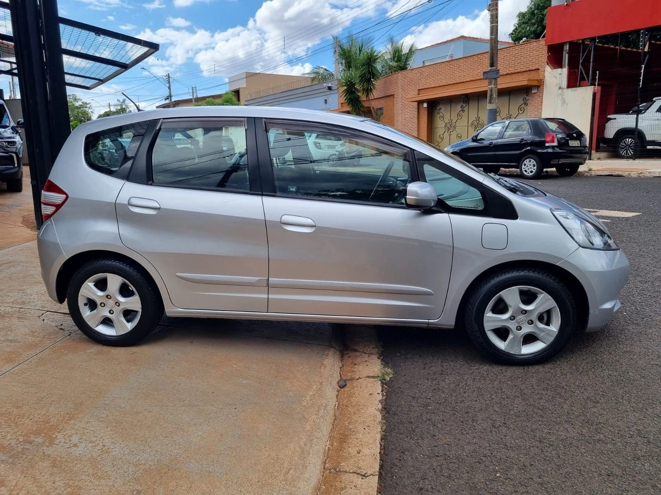 HONDA FIT