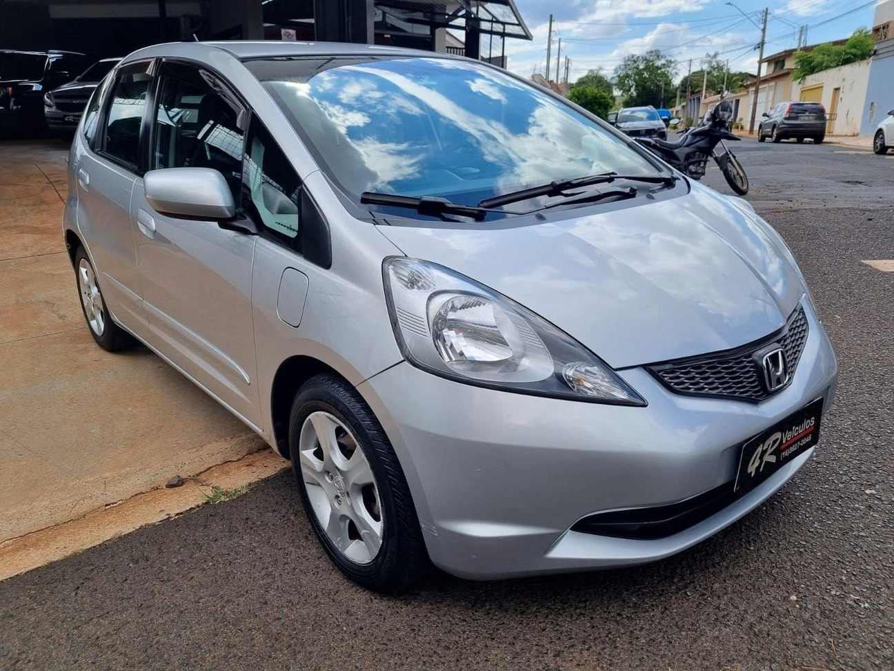 HONDA FIT