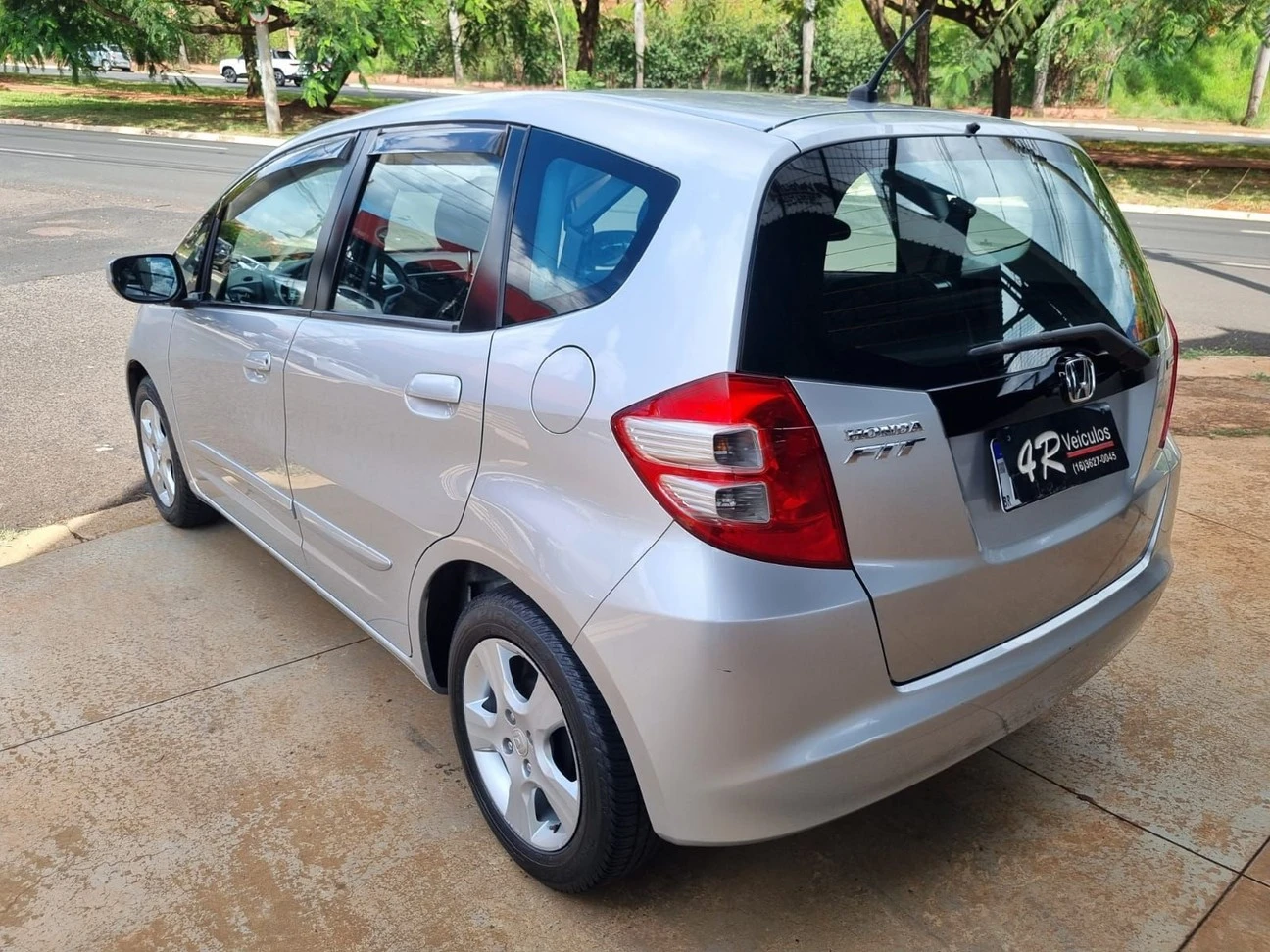 HONDA FIT