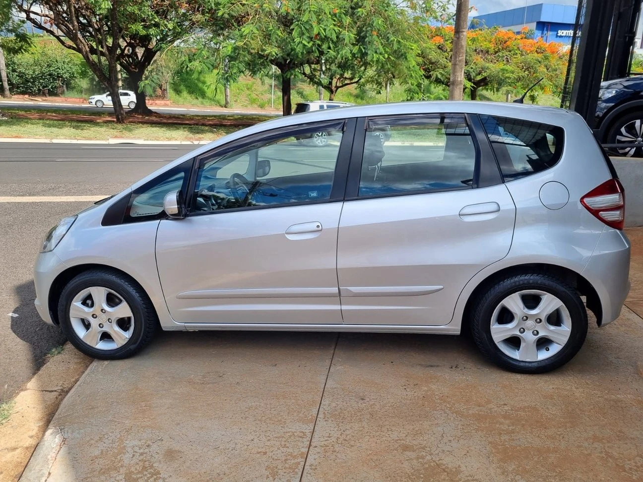HONDA FIT