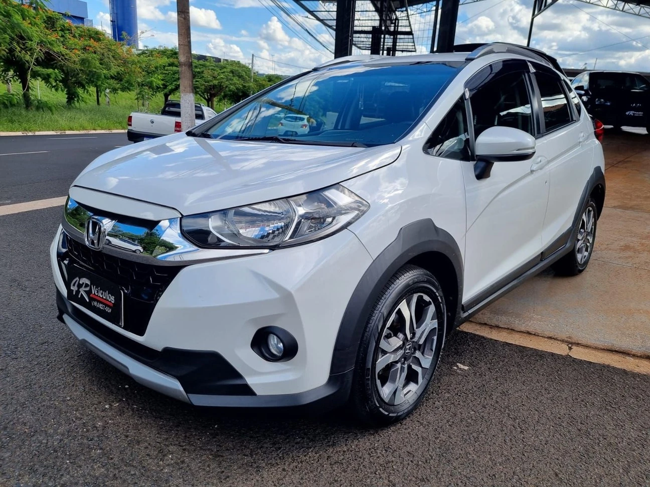 HONDA WR-V