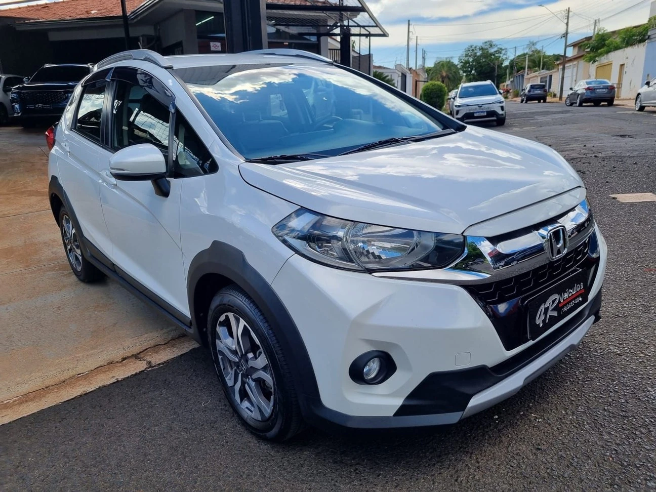 HONDA WR-V