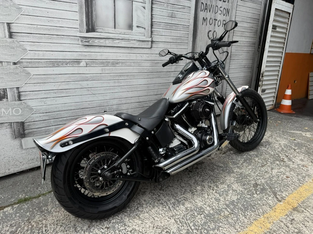 HARLEY-DAVIDSON FX