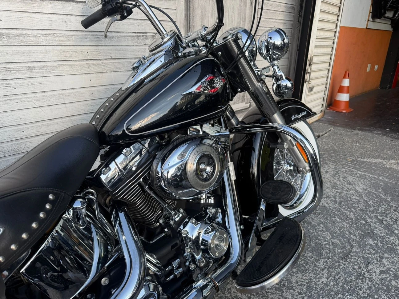 HARLEY-DAVIDSON HERITAGE SOFTAIL CLASSIC