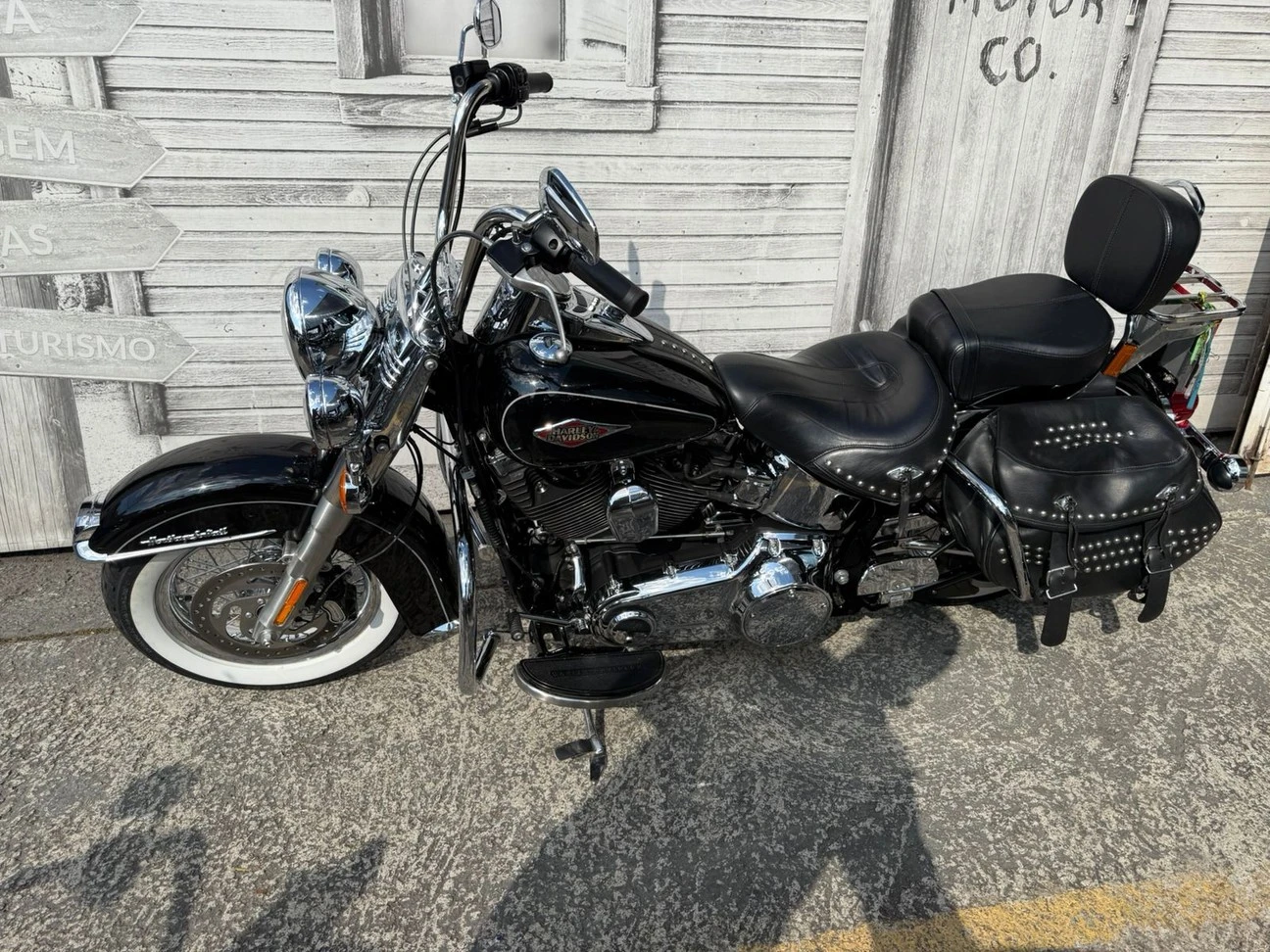 HARLEY-DAVIDSON HERITAGE SOFTAIL CLASSIC