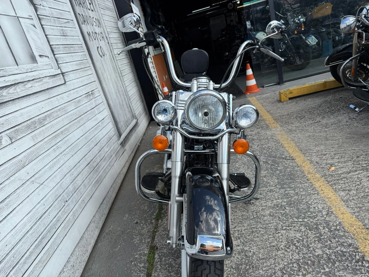 HARLEY-DAVIDSON HERITAGE SOFTAIL CLASSIC