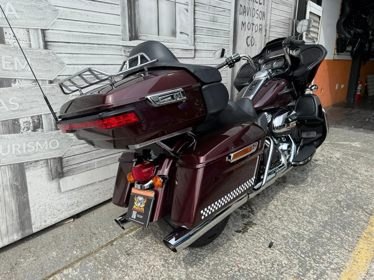 HARLEY-DAVIDSON ROAD GLIDE ULTRA