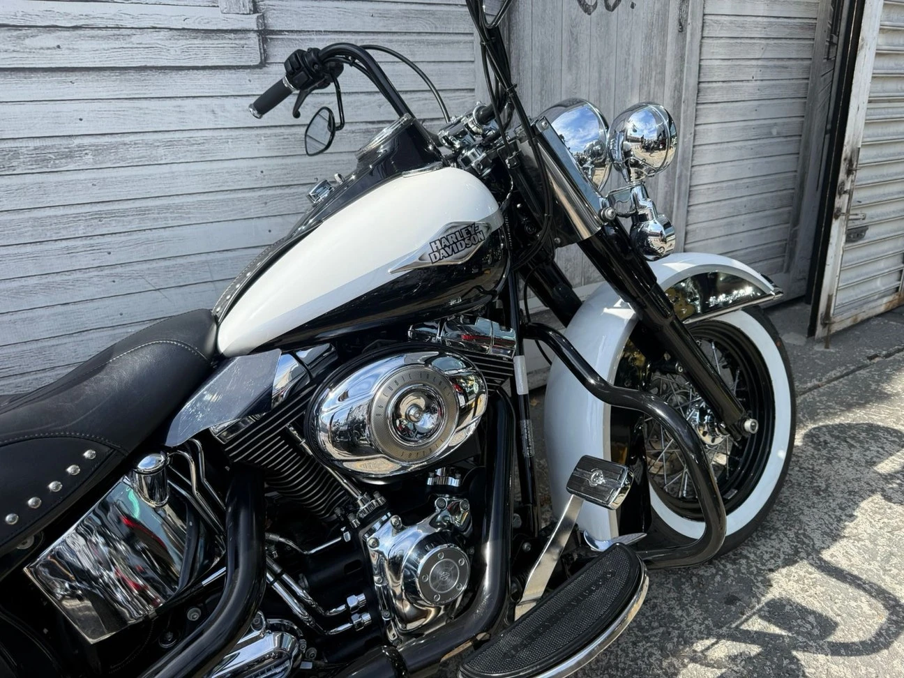 HARLEY-DAVIDSON SOFTAIL HERITAGE CLASSIC