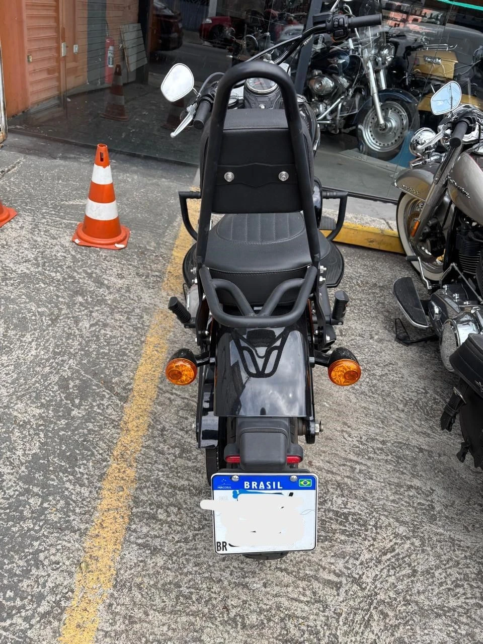 HARLEY-DAVIDSON SOFTAIL SLIM