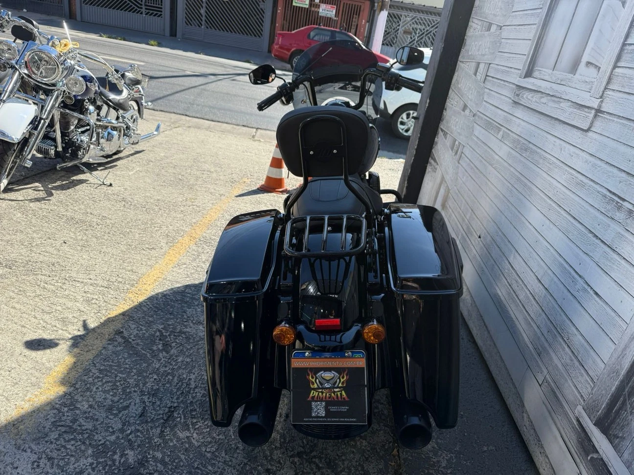 HARLEY-DAVIDSON ROAD KING SPECIAL