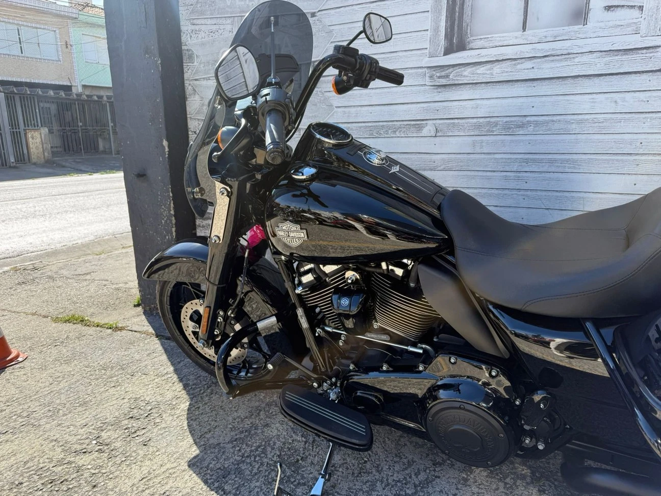 HARLEY-DAVIDSON ROAD KING SPECIAL