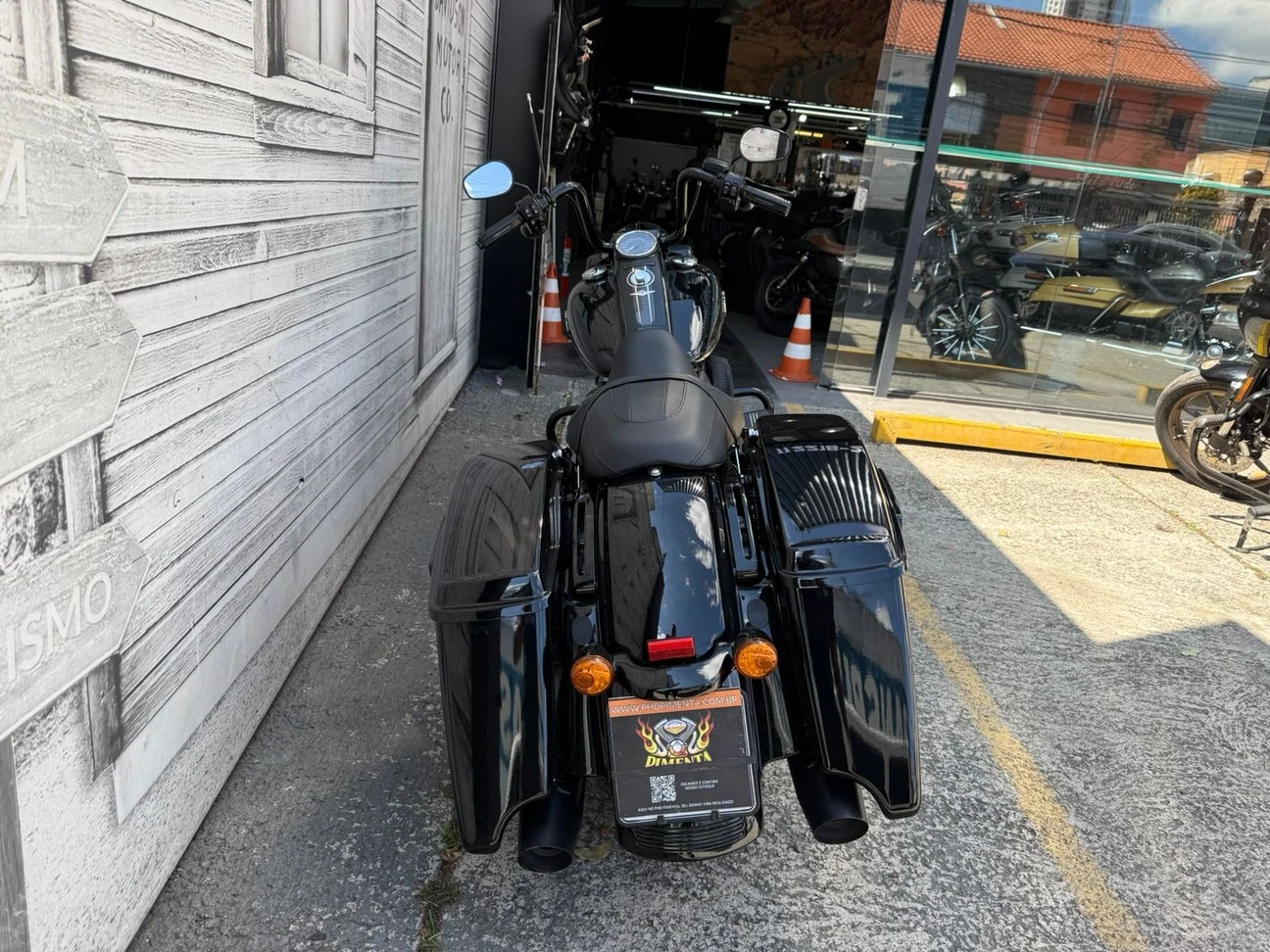 HARLEY-DAVIDSON ROAD KING SPECIAL