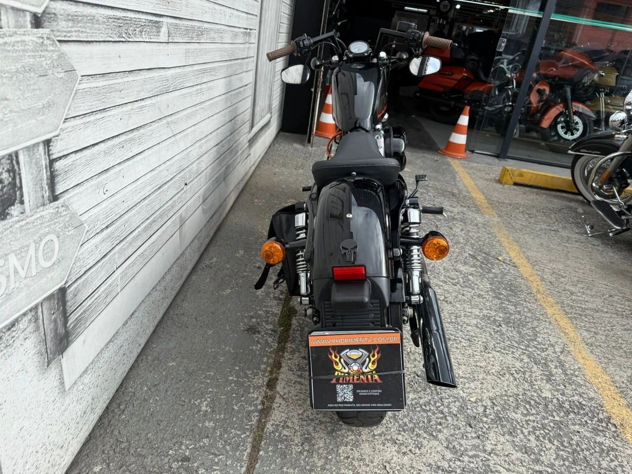 HARLEY-DAVIDSON FORTY-EIGHT