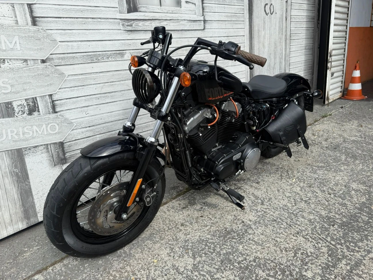 HARLEY-DAVIDSON FORTY-EIGHT