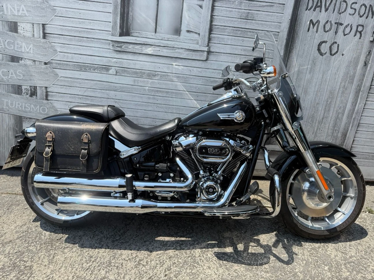 HARLEY-DAVIDSON SOFTAIL FAT BOB 114