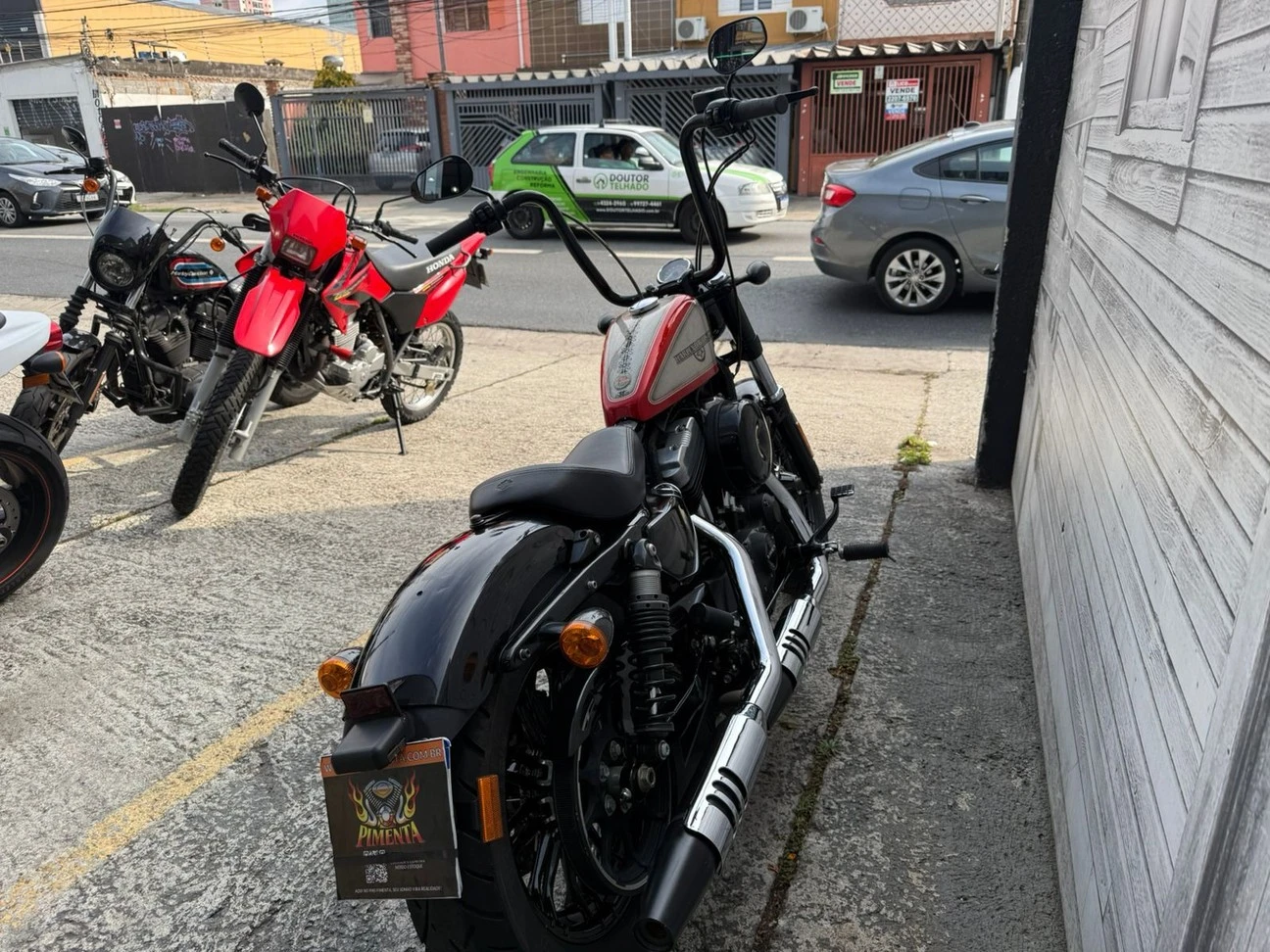 HARLEY-DAVIDSON SPORTSTER FORTY-EIGHT