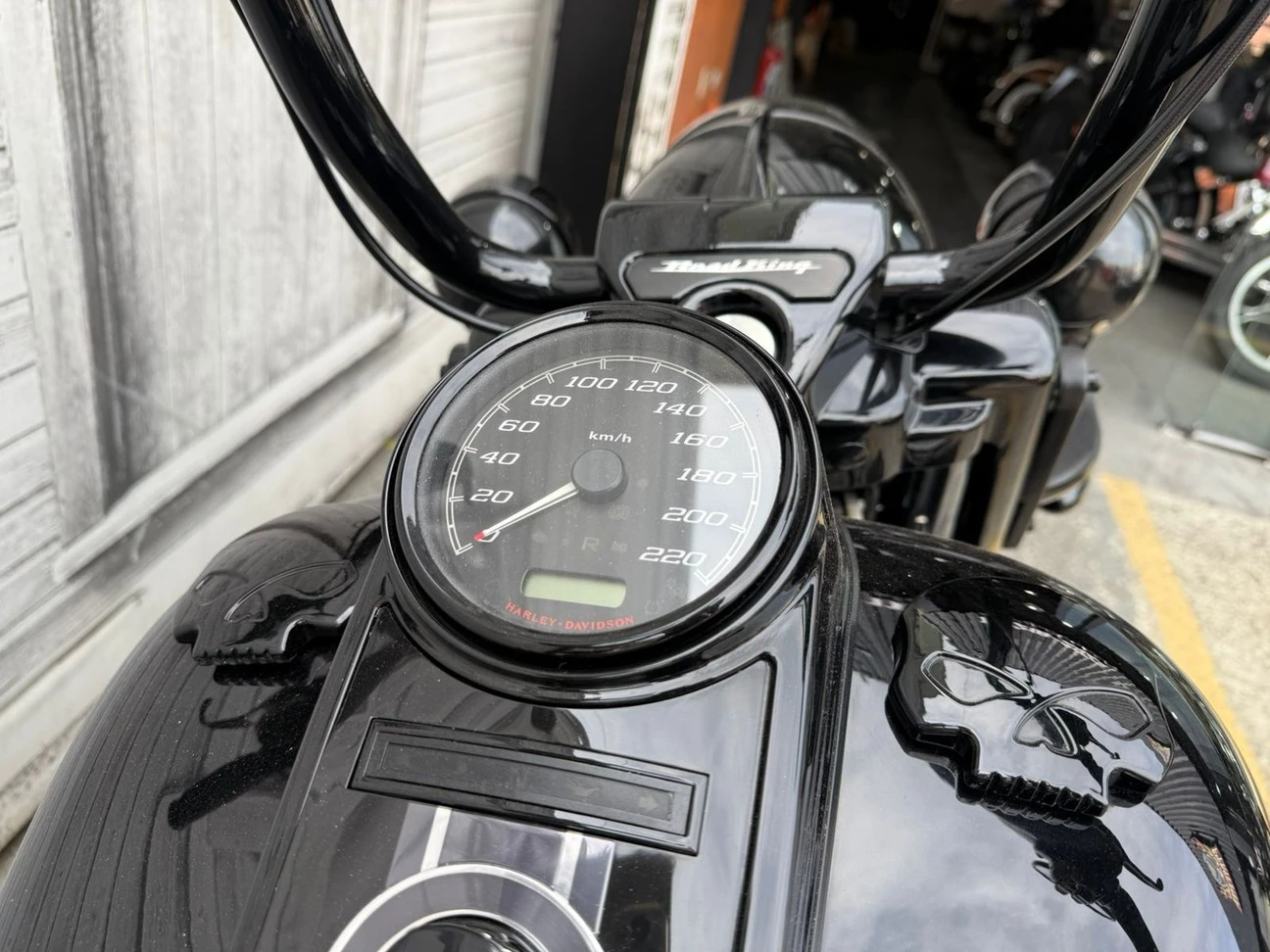 HARLEY-DAVIDSON ROAD KING SPECIAL