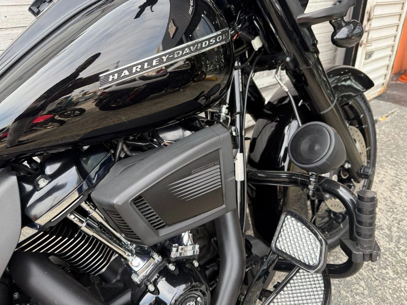HARLEY-DAVIDSON ROAD KING SPECIAL