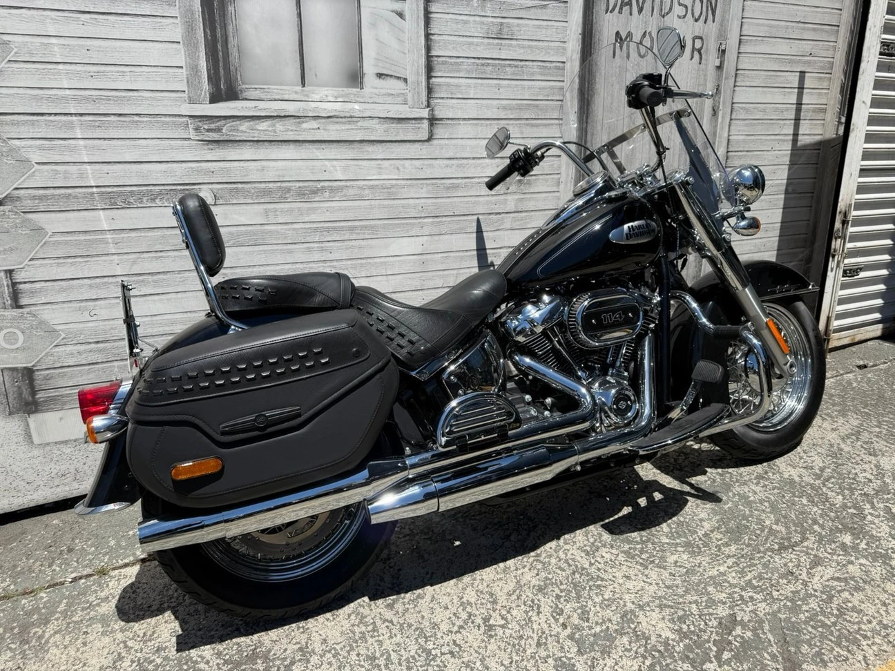 HARLEY-DAVIDSON SOFTAIL HERITAGE CLASSIC 114