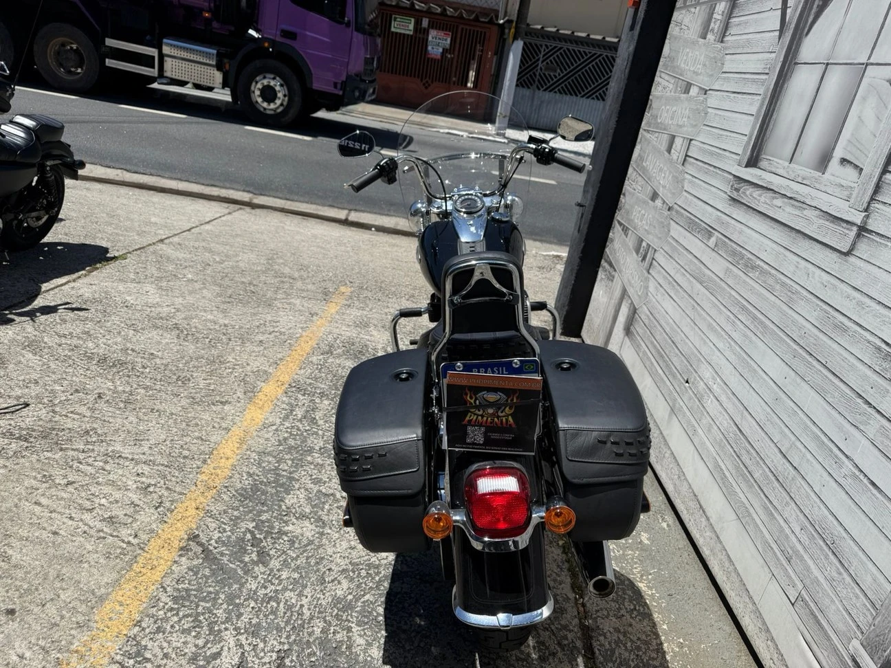 HARLEY-DAVIDSON SOFTAIL HERITAGE CLASSIC 114